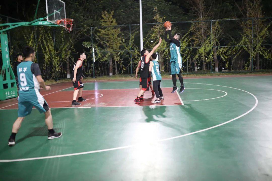 创意篮球培训班,点燃你的篮球激情 创意篮球培训班,点燃你的篮球激情