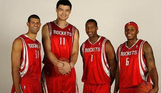 NBA各队最矮身高,揭秘那些小巨人的篮球之旅 NBA各队最矮身高,揭秘那些小巨人的篮球之旅