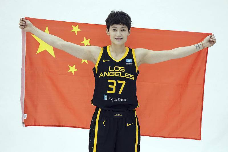 探索中国女子篮球联赛的壮阔画卷