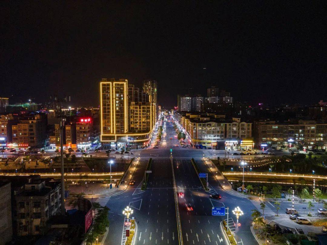 海丰vs连平夜景直播视频，两座小城的夜色，谁更撩人？