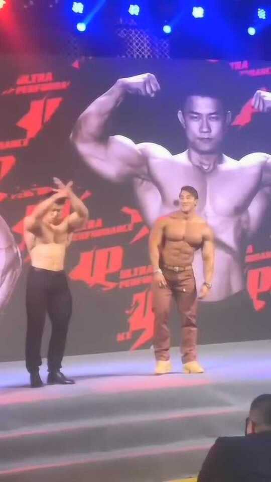 中国 vs 印度猛男视频直播，真实对比背后的流量密码