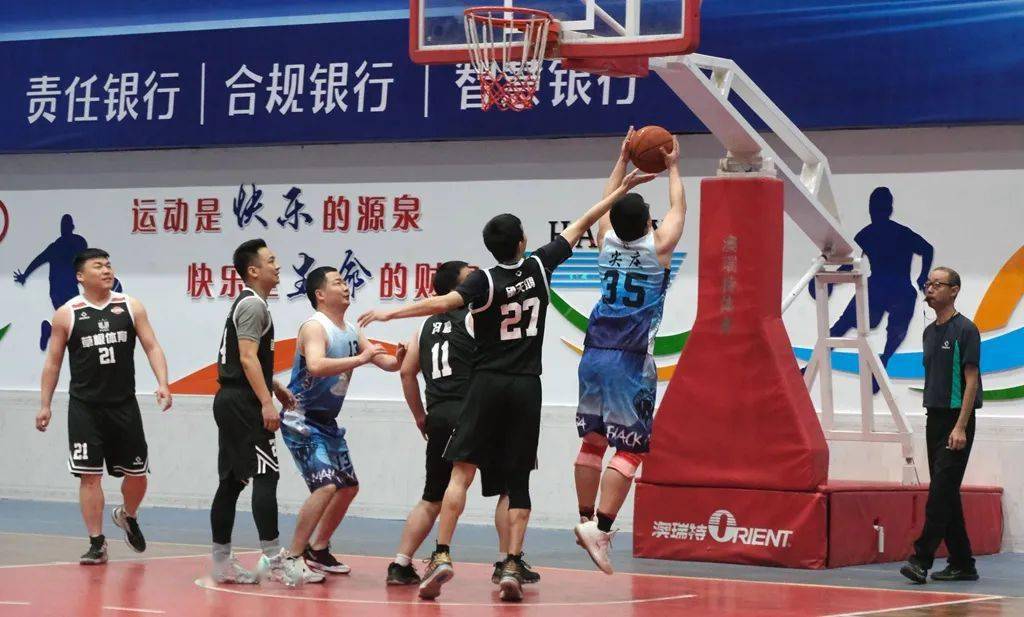 阳谷vs台前篮球直播视频，县城篮球队的草根狂欢，比CBA还上头？